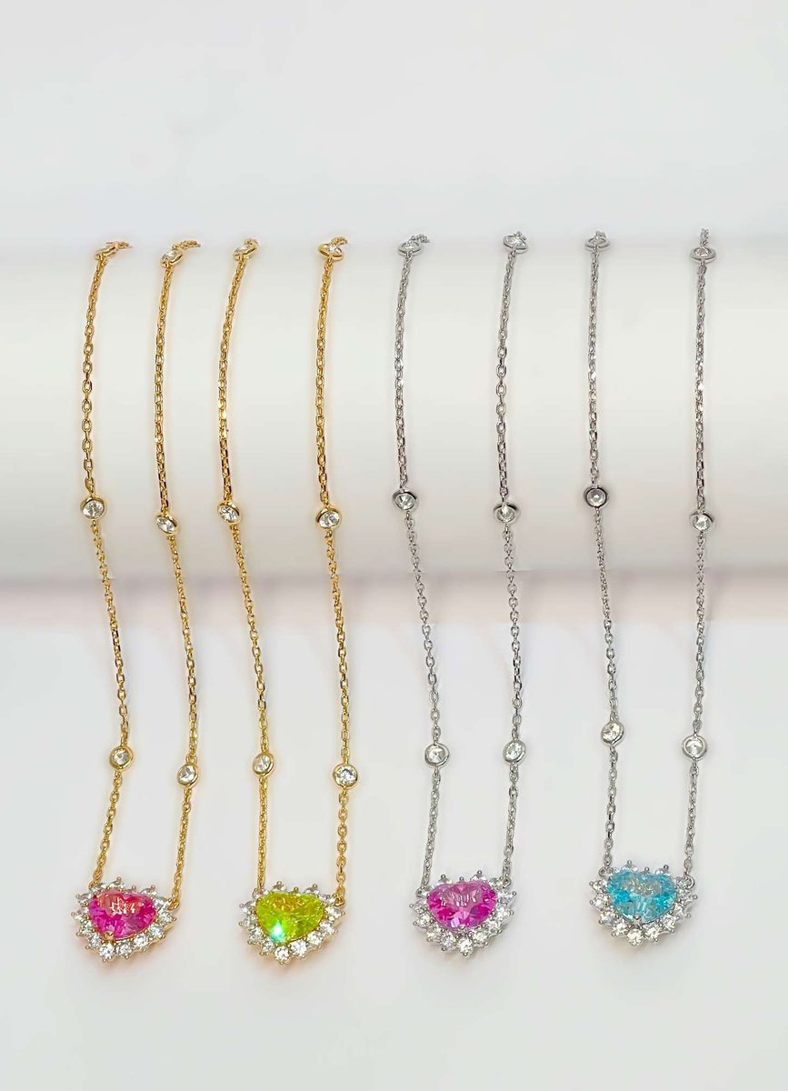 Everyday Pendant Necklace